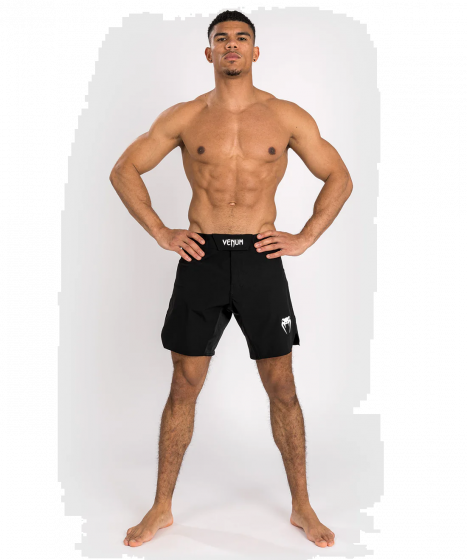 VENUM Contender 格斗短裤 - 黑/白色