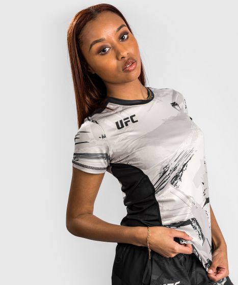 UFC |VENUM Authentic 格斗周 2.0 女士速干T恤 - 沙/黑色-
