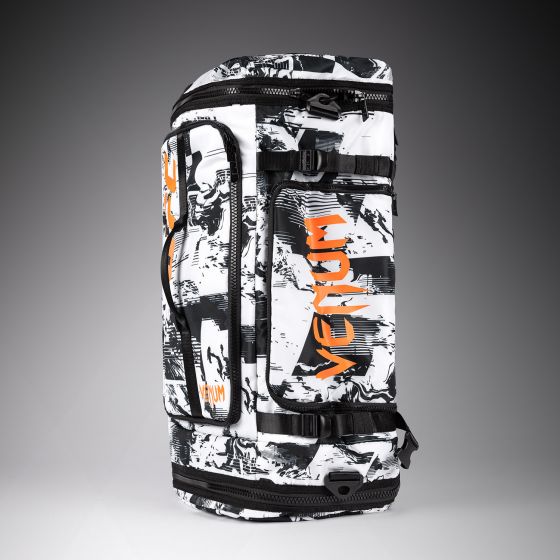 UFC Zenith | VENUM 格斗周 运动包 - 黑/白/橙色