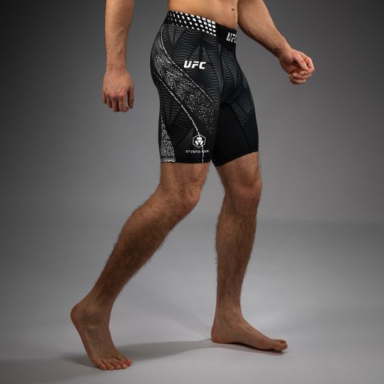 UFC Zenith | VENUM 格斗之夜 男士紧身短裤 - 黑/白色