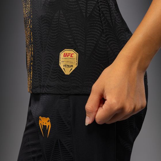 UFC Zenith | VENUM 格斗之夜 出场T恤 -  黑/金色