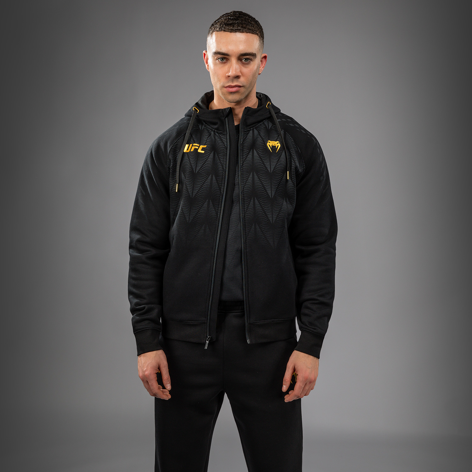 UFC Zenith | VENUM 经典复刻 男士卫衣 - 黑/金色